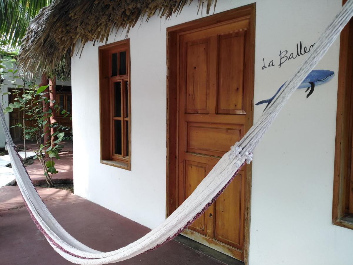 Bungalows Familiares Monterrico Buitenkant foto