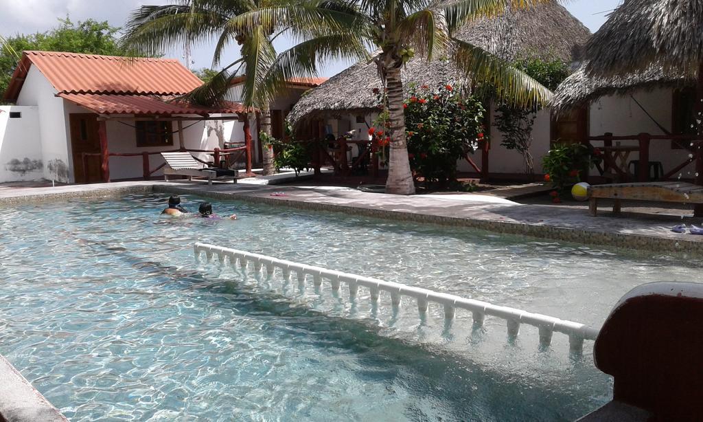 Bungalows Familiares Monterrico Buitenkant foto