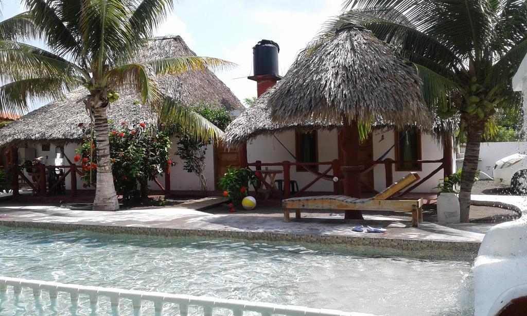 Bungalows Familiares Monterrico Buitenkant foto